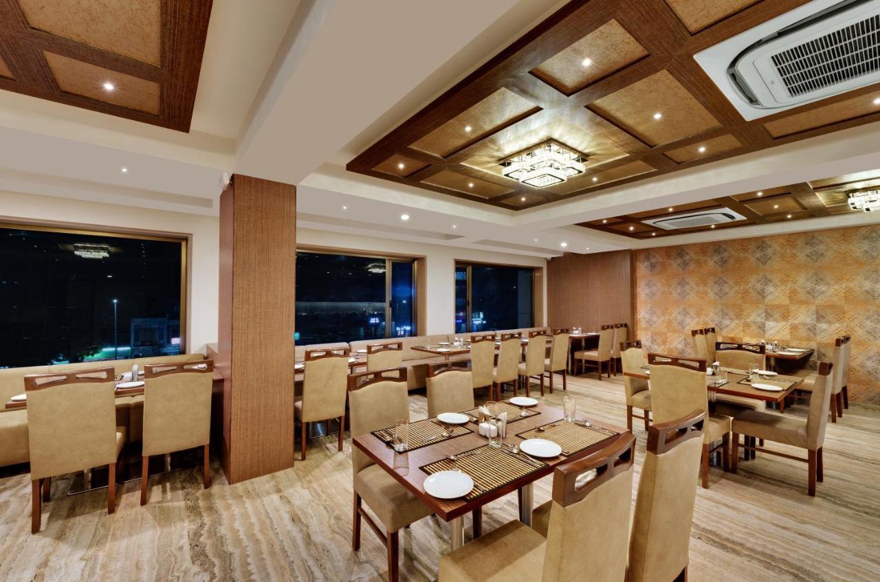 Anaya Beacon Hotel, Джамнагар Екстер'єр фото