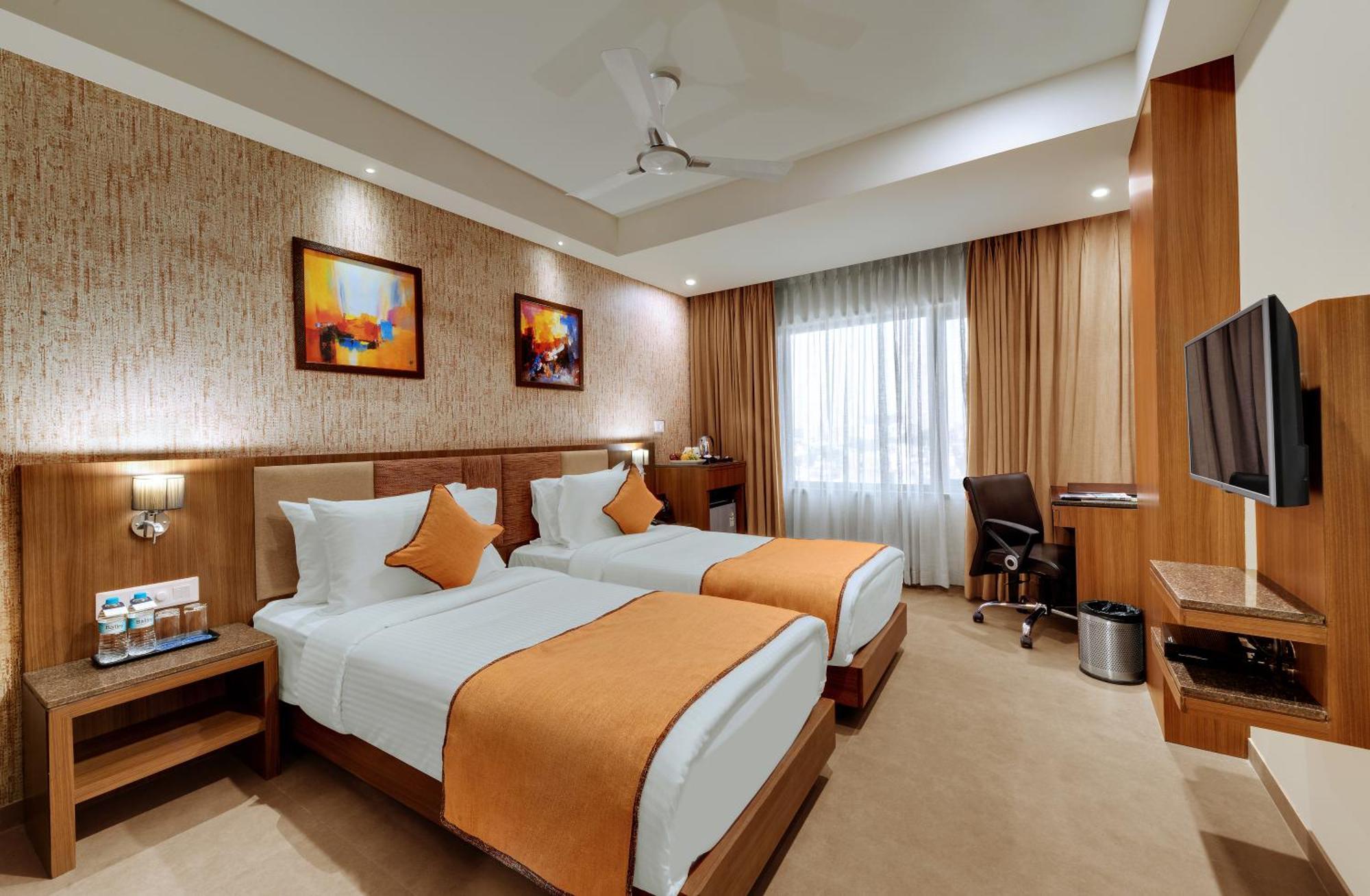 Anaya Beacon Hotel, Джамнагар Номер фото